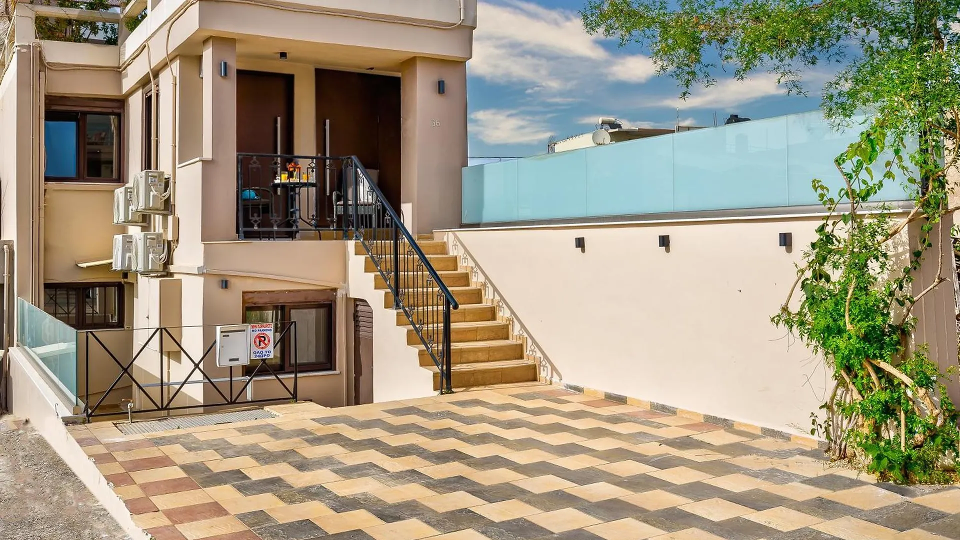 Apartment Nicolas Urban Luxury Living Souda