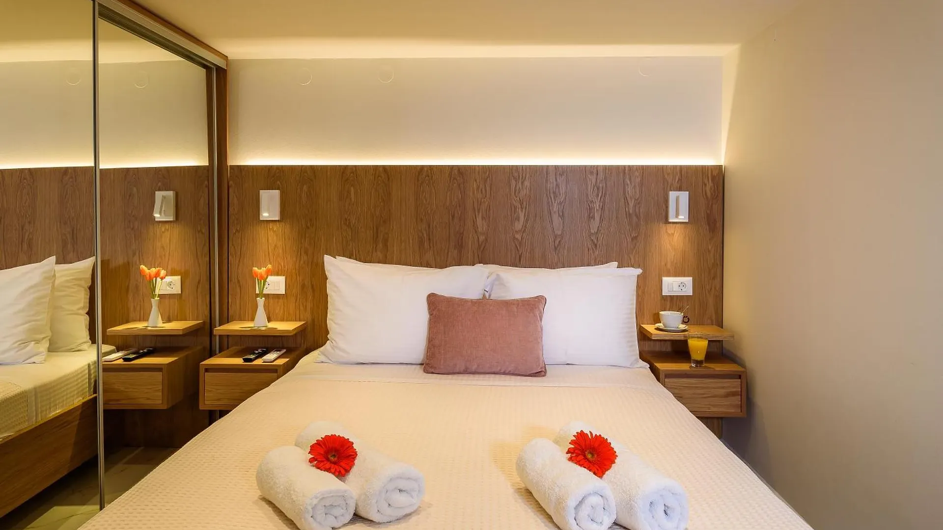Nicolas Urban Luxury Living Souda Apartment